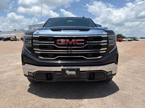 New 2026 GMC Sierra 1500 SLT AWD/4WD image 9