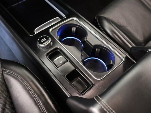 Used 2023 Lincoln Corsair Reserve w/ Equipment Group 201A image 9