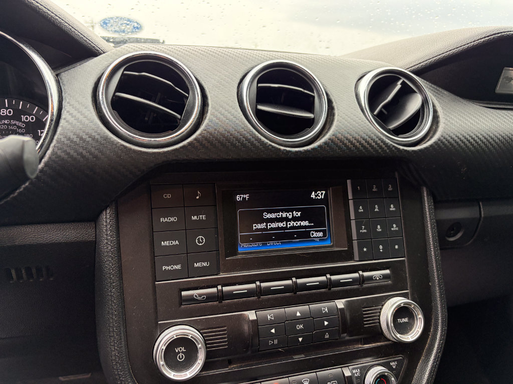 Used 2017 Ford Mustang Coupe RWD image 9