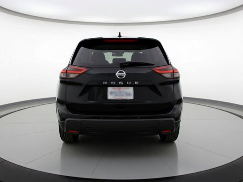Used 2025 Nissan Rogue SV FWD image 6