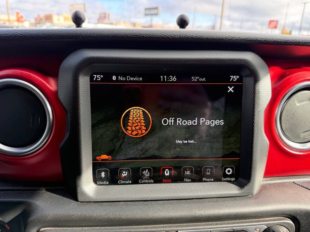 Used 2021 Jeep Gladiator Rubicon w/ Dual Top Group AWD/4WD image 29