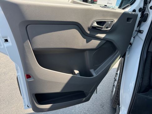 New 2025 Ford Transit 250 148 Medium Roof Extended AWD image 25