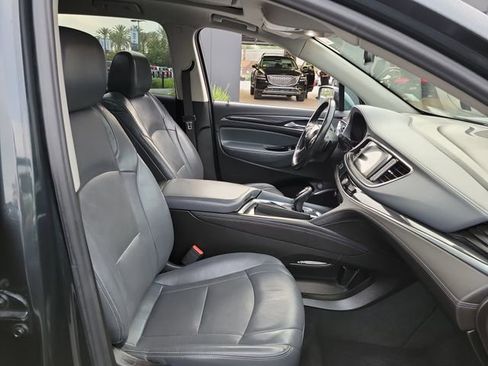 Used 2018 Buick Enclave Premium FWD image 21