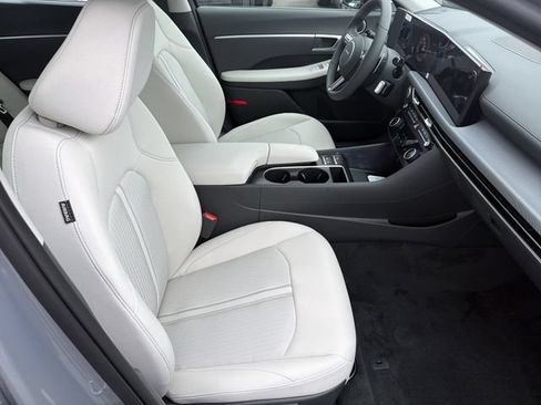 New 2026 Hyundai Sonata SEL FWD image 15