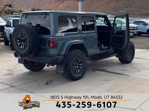 Used 2024 Jeep Wrangler Unlimited Rubicon AWD/4WD image 35