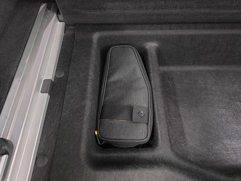 Used 2024 Rivian R1S Adventure AWD/4WD image 34