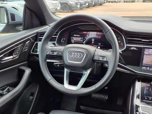 Used 2024 Audi Q8 Prestige AWD/4WD image 8