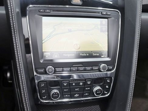 Used 2016 Bentley Continental GT image 17