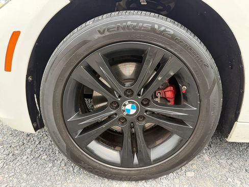 Used 2017 BMW 330i xDrive Sedan AWD/4WD image 63