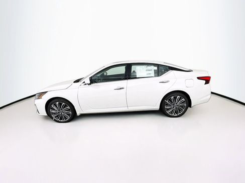 New 2025 Nissan Altima 2.5 SL image 4