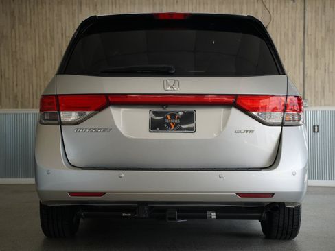 Used 2014 Honda Odyssey Touring image 9