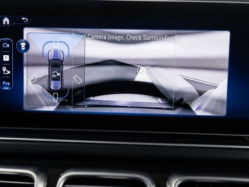 Certified 2026 Mercedes-Benz GLS 450 4MATIC image 22