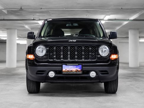 Used 2017 Jeep Patriot Sport FWD image 12