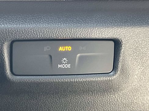 New 2026 Volkswagen Tiguan S FWD image 19
