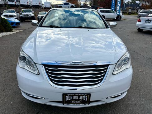 Used 2011 Chrysler 200 Limited FWD image 15