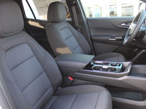 New 2026 Chevrolet Equinox LT image 15