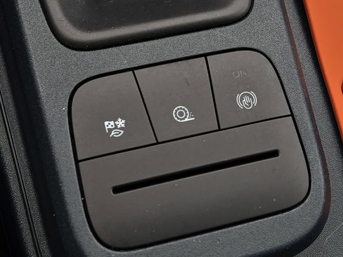 Used 2022 Ford Maverick XLT FWD image 16