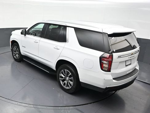 Used 2022 Chevrolet Tahoe LT w/ Luxury Package RWD image 15