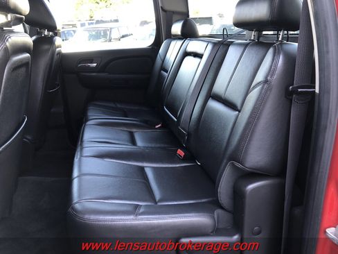 Used 2012 Chevrolet Silverado 2500 LTZ AWD/4WD image 18