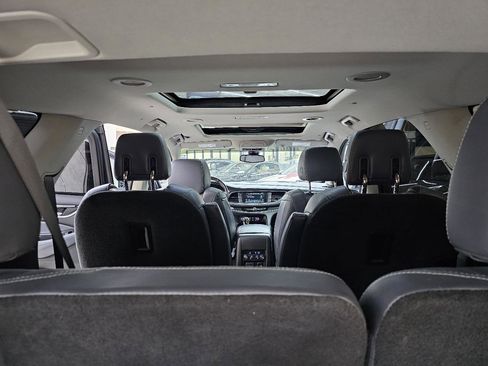 Used 2018 Buick Enclave Premium w/ Experience Buick Package FWD image 14