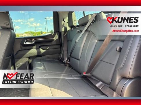 Used 2024 Chevrolet Silverado 1500 LT Trail Boss w/ Convenience Package II AWD/4WD image 21
