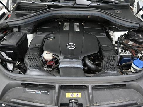Used 2019 Mercedes-Benz GLE 400 4MATIC w/ Premium 1 Package image 37