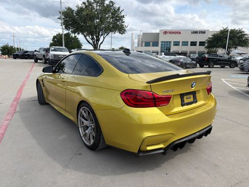 Used 2015 BMW M4 Coupe RWD image 2
