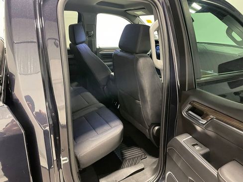 Used 2022 Chevrolet Silverado 1500 RST AWD/4WD image 26