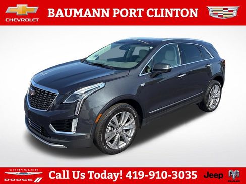 Used 2022 Cadillac XT5 Premium Luxury FWD image 2