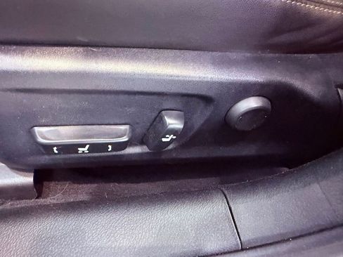 Used 2016 Lexus IS 300 AWD image 18