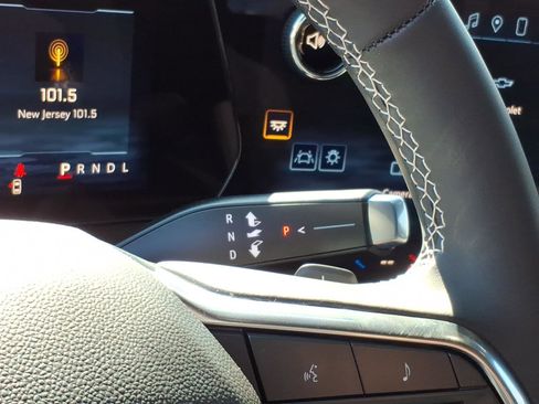 Used 2026 Chevrolet Traverse Z71 w/ Driver Confidence Package image 21