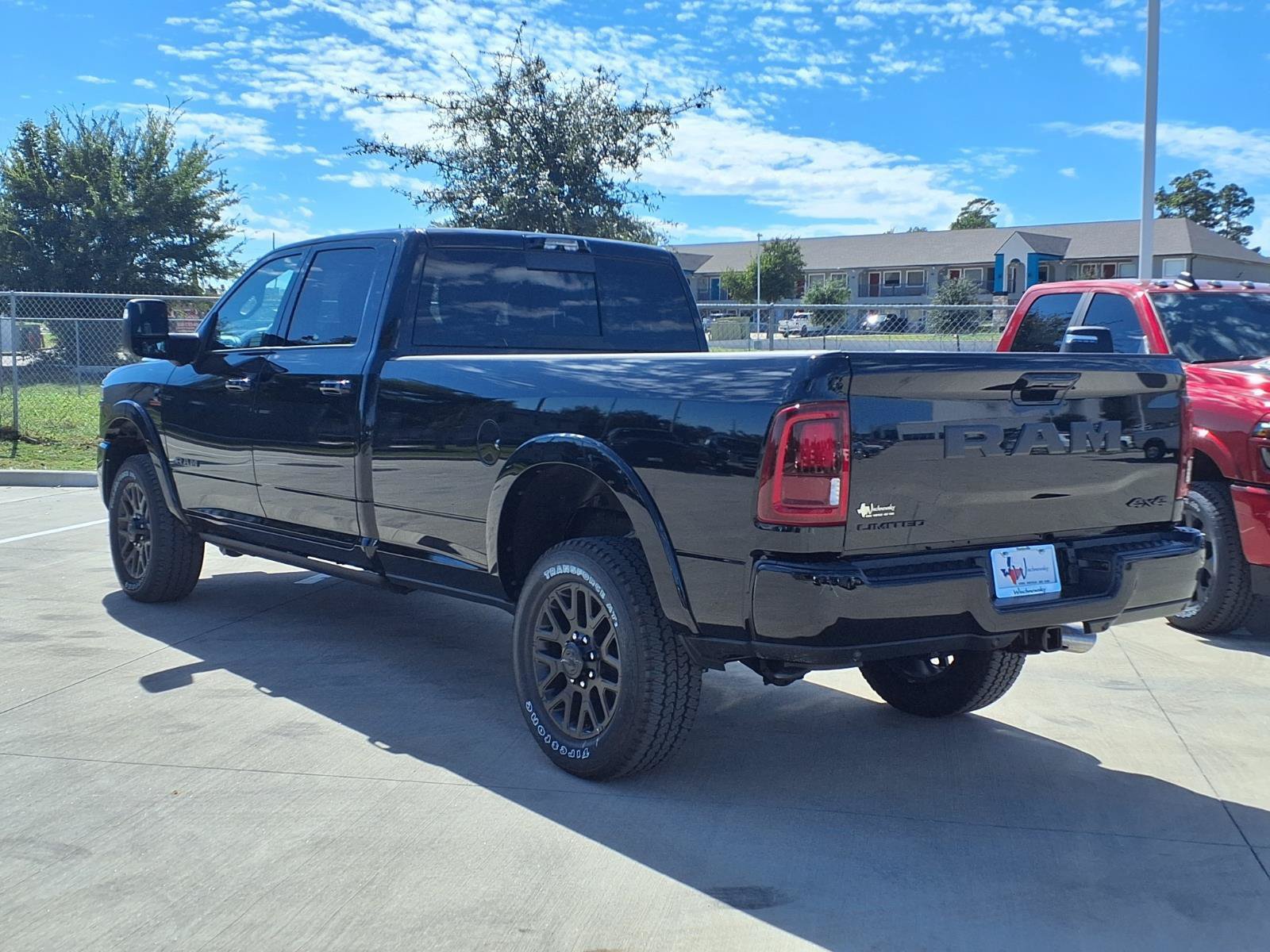 New 2027 RAM 2500 Limited AWD/4WD image 2