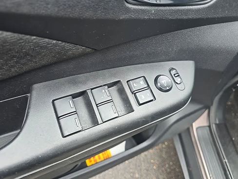 Used 2015 Honda CR-V EX image 17
