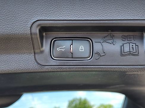 Certified 2023 Ford Explorer XLT w/ Equipment Group 202A AWD/4WD image 34