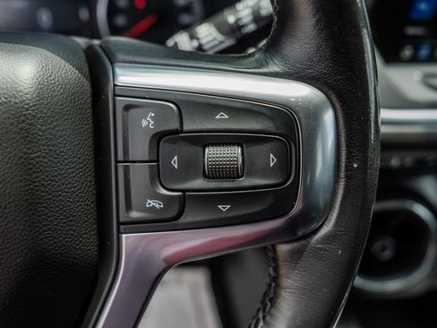 Used 2020 Chevrolet Blazer LT FWD image 17