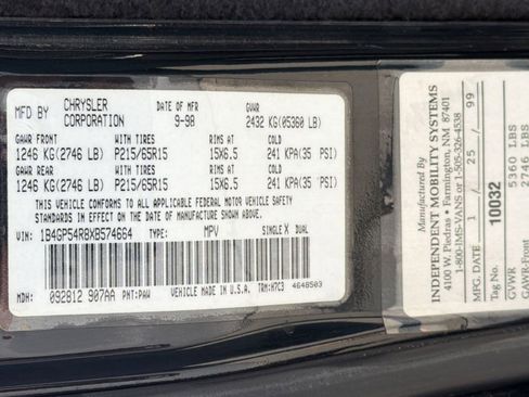 Used 1999 Dodge Grand Caravan LE image 28