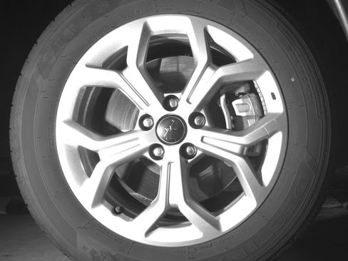 Used 2025 Jeep Compass Latitude AWD/4WD image 13