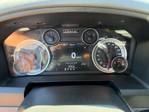 Used 2014 RAM 3500 Big Horn AWD/4WD image 8