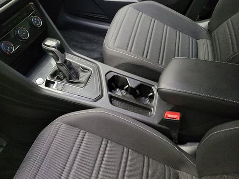 Used 2022 Volkswagen Tiguan S FWD image 26