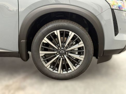 New 2026 Nissan Pathfinder Platinum w/ Cargo Package AWD/4WD image 10