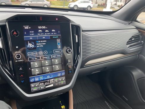 Used 2025 Subaru Forester Touring image 13