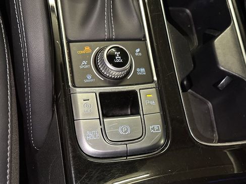 Certified 2024 Kia Telluride SX Prestige AWD/4WD image 35