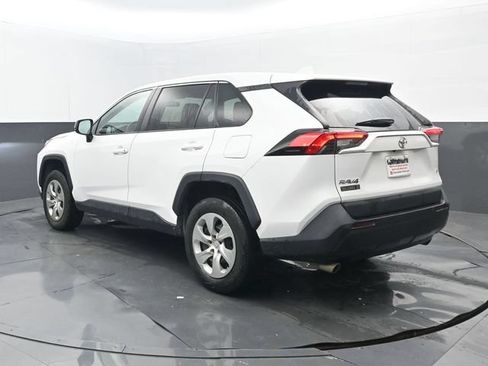 Used 2023 Toyota RAV4 LE FWD image 3