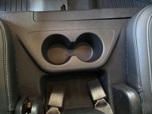 Used 2019 Chevrolet Colorado Z71 w/ LPO, Premium Interior Package image 53