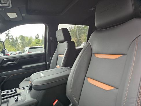 New 2026 GMC Sierra 2500 AT4 w/ AT4 Premium Plus Package AWD/4WD image 19