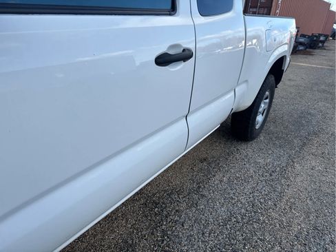 Used 2021 Toyota Tacoma SR image 14