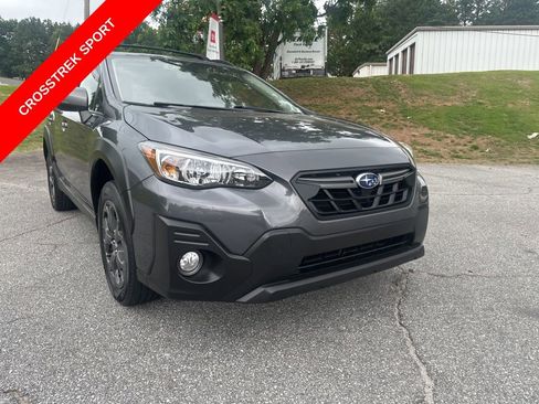 Used 2021 Subaru Crosstrek 2.5i Sport w/ Moonroof Package AWD/4WD image 1