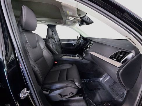 Used 2024 Volvo XC90 T8 Ultimate w/ Protection Package Premier AWD/4WD image 31