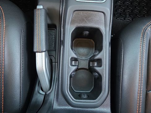 Used 2021 Jeep Gladiator Mojave AWD/4WD image 22
