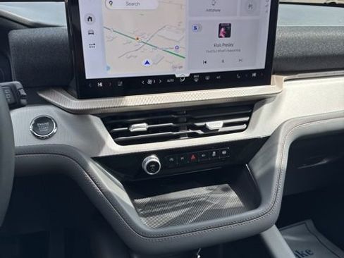 New 2026 Ford Explorer Active AWD/4WD image 29